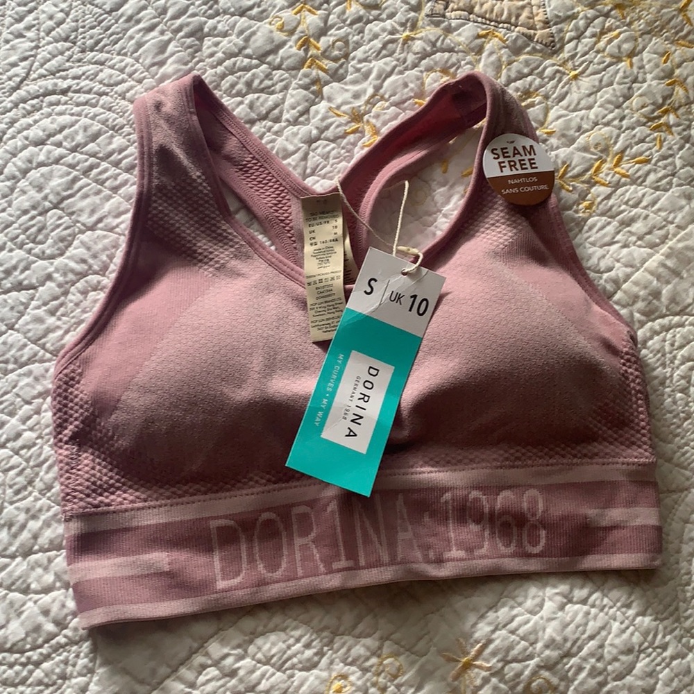 NWT Dorina Seamless Sports Bra Small